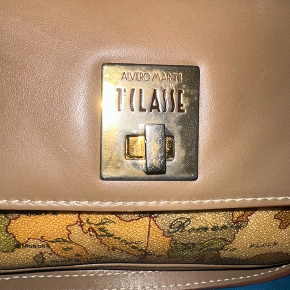 Alviero Martini 1’Classe mini crossbody bag - Picture 3 of 9